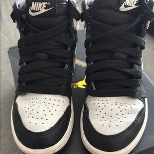 Nike Classic Black and White High-Tops